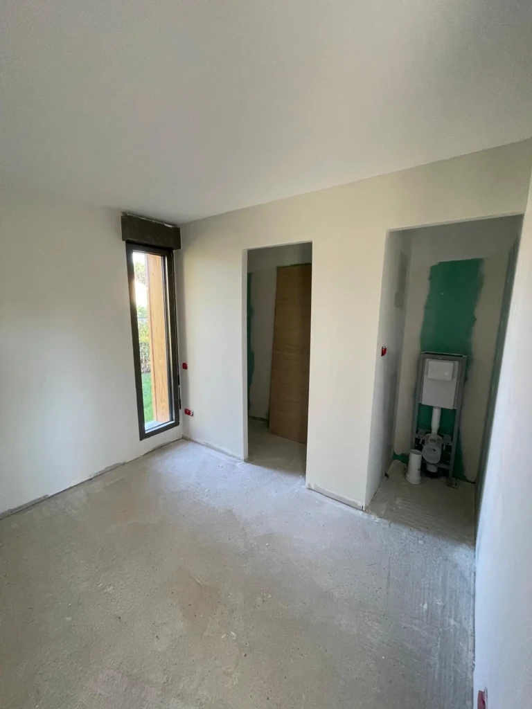 WhatsApp Image 2025-10-10 at 11.38.41 (2)